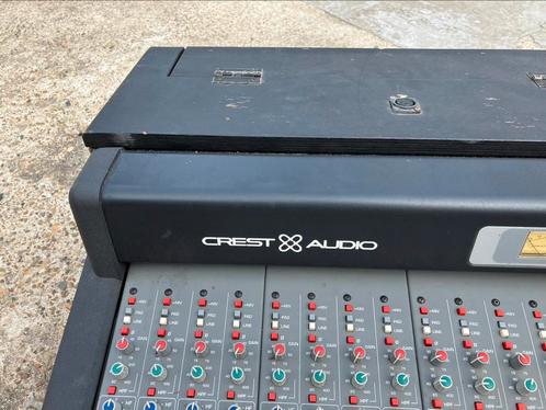 Crest x eight 32 + 4, Audio, Tv en Foto, Professionele apparaten, Gebruikt, Ophalen of Verzenden