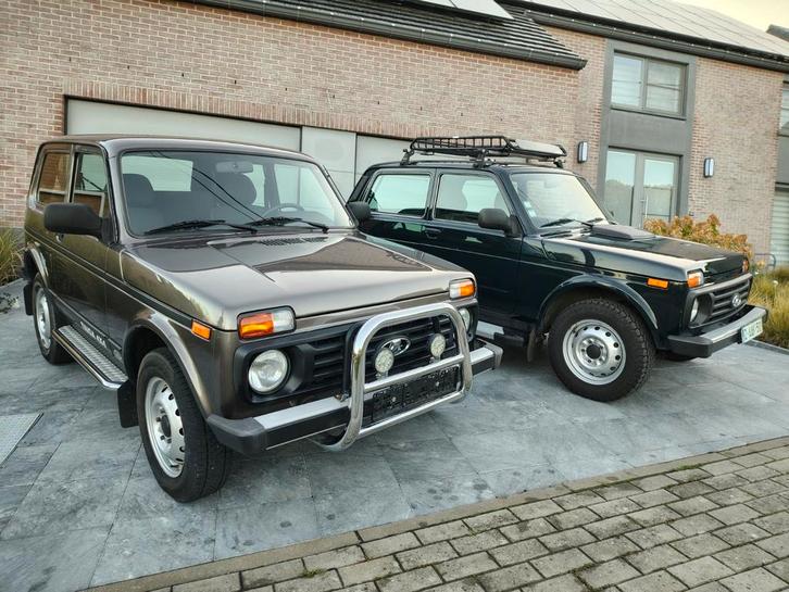 LADA TAÏGA / NIVA 1.7i ESSENCE 44 – DISPONIBLES & À VENI, Auto's, Lada, Particulier, Niva, 4x4, Bluetooth, Elektrische ramen, USB