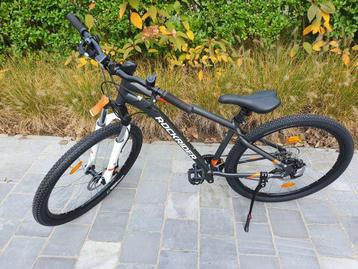 Vélo vtt 27,5" Decathlon avec béquille - NEUF disponible aux enchères