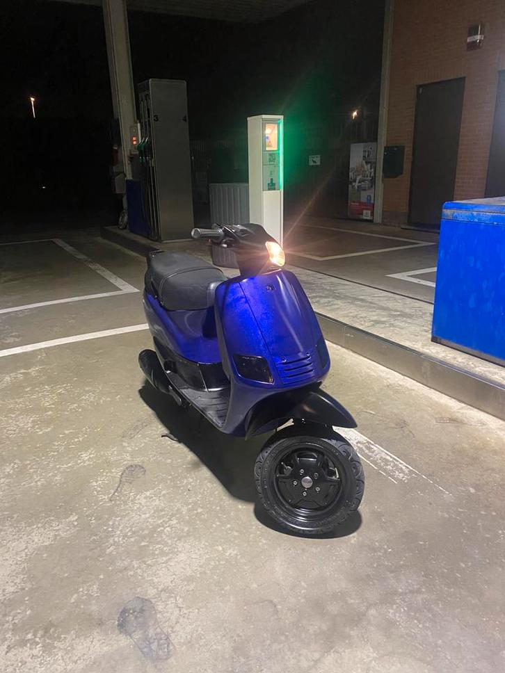 Zip Fastrider 70cc, Fietsen en Brommers, Scooters | Piaggio, Zip, Ophalen of Verzenden