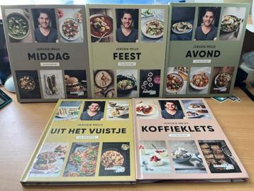 Kookboeken  beschikbaar voor biedingen