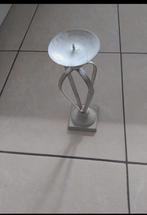 Metalen kandelaar, Ophalen