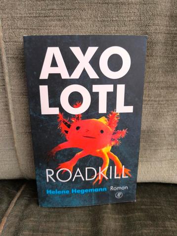 Axolotl roadkill.      (Helene Hegemann) beschikbaar voor biedingen