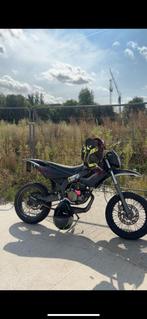 Derbi senda x race, Fietsen en Brommers, Brommers | Derbi, Ophalen, 6 versnellingen, Gebruikt, Klasse B (45 km/u)