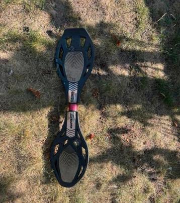 Waveboard topstaat beschikbaar voor biedingen