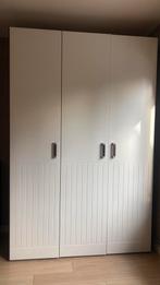 Degelijke witte kledingkast en bijhorende commode, Huis en Inrichting, Ophalen, Zo goed als nieuw
