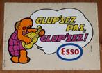 Vintage sticker Esso Glup's retro autocollant oil, Verzamelen, Auto of Motor, Ophalen of Verzenden, Zo goed als nieuw