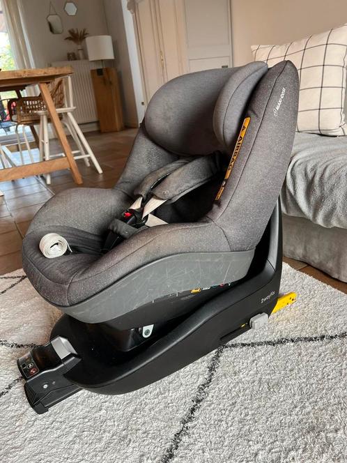 Maxi Cosy - 2-Way Pearl-stoel en isofix-onderstel, Kinderen en Baby's, Autostoeltjes, Zo goed als nieuw, Isofix, Ophalen
