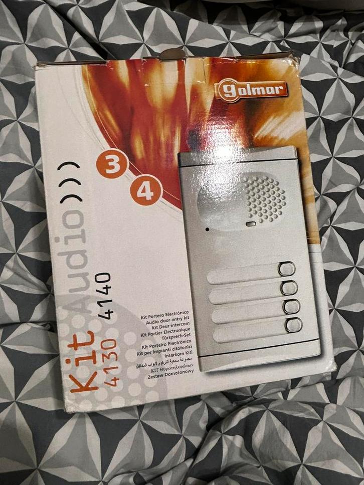 Golmar Intercom 4 verdiepen nieuw/ongebruikt incl telefoons, Huis en Inrichting, Deurbellen, Nieuw, Bedraad, Terugspreekfunctie