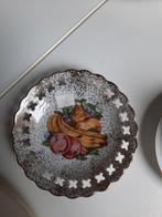 Petites assiettes décoratives + 2 boutons décoratifs avec as, Enlèvement