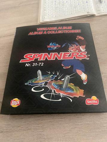 Beyblade spinners verzamelalbum beschikbaar voor biedingen
