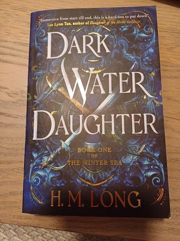 Dark water daughter - H.M. Long