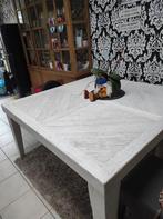 Eettafel flamant 150 x 150, Ophalen