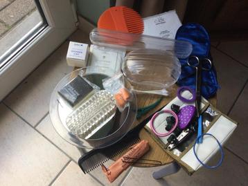 SET VAN VERSCHILLENDE HYGIËNEACCESSOIRES VOOR 2,50 EURO beschikbaar voor biedingen