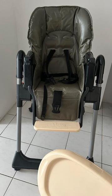 Chicco eetstoel beschikbaar voor biedingen