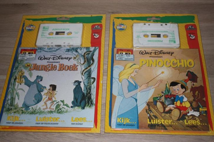 2x Disney Cassettes + boekjes in gesloten verpakking, Verzamelen, Disney, Zo goed als nieuw, Overige typen, Overige figuren, Ophalen of Verzenden