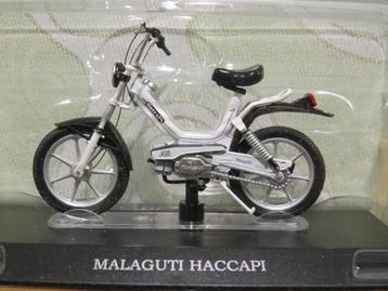 Malaguti Haccapi brommer 1:18 (M024) beschikbaar voor biedingen