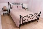 Auping zwart smeedijzeren bed + matras + 2 nachtkastjes, Ophalen, Gebruikt, Zwart, 140 cm