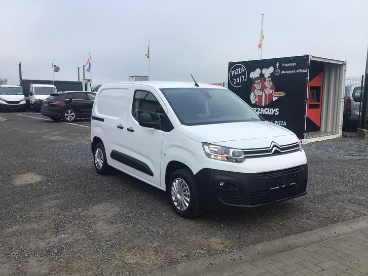 citroen berlingo 100pk 11/2023 29000km 3plaatsen 14950e ex, Autos, Camionnettes & Utilitaires, Entreprise, Achat, ABS, Airbags