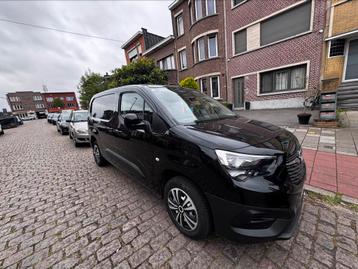 Opel Combo beschikbaar voor biedingen