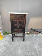 Nacht kast met marmeren blad, Ophalen