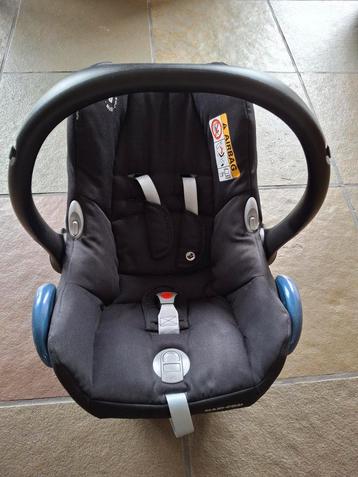 Maxi-Cosi Cabriofix i-Size Autostoeltje beschikbaar voor biedingen