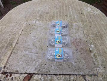 4 nieuwe dozen haaken voor jigkoppen te gieten  beschikbaar voor biedingen