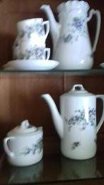 Meer dan 100 jaar oud antiek koffieservies, Ophalen