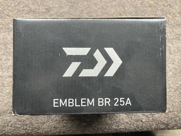 Karpermolens Daiwa Emblem, Watersport en Boten, Hengelsport | Karpervissen, Zo goed als nieuw, Molen, Ophalen