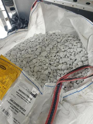 Witte marmeren kiezelsteen 25/40 — 750 kg — Nieuw beschikbaar voor biedingen