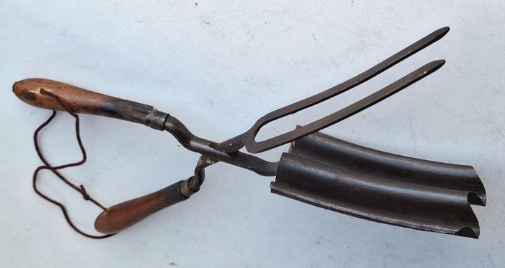 Joli ancien fer à friser lisser onduler, Antiek en Kunst, Antiek | Gereedschap en Instrumenten, Ophalen of Verzenden
