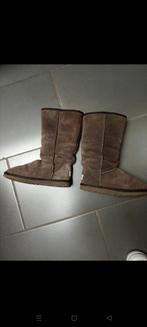 Bottes d'hiver " UGG " boîte et certificat d'authenticité, Vêtements | Femmes, Chaussures, UGG, Brun, Enlèvement, Bottes de neige