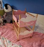 Lits superposés en bois pour poupée avec couette, Enfants & Bébés, Jouets | Maisons de poupées, Enlèvement, Utilisé
