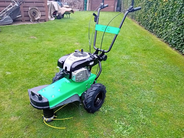 Ruwterreinmaaier/ bosmaaier op wielen, Tuin en Terras, Bosmaaiers, Nieuw, Benzine, Ophalen