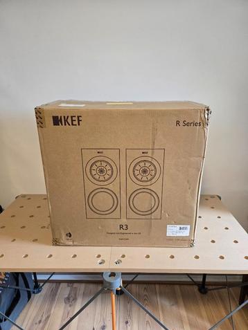 Kef R3 - Nieuwstaat beschikbaar voor biedingen