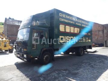 Verhuiswagen met achterlap Volvo FL6-140 (1986-451.079 km-VI beschikbaar voor biedingen