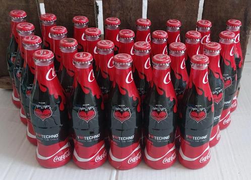 Collector Coca-Cola Fles - I Love Techno -  2002, Verzamelen, Merken en Reclamevoorwerpen, Zo goed als nieuw, Overige typen, Ophalen of Verzenden