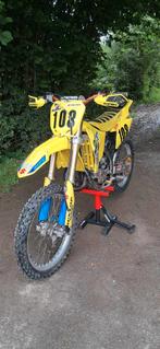 125 rm 2004, Fietsen en Brommers