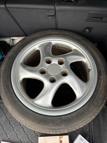 “Porsche” 17 duims 7 en 9 breed beschikbaar voor biedingen