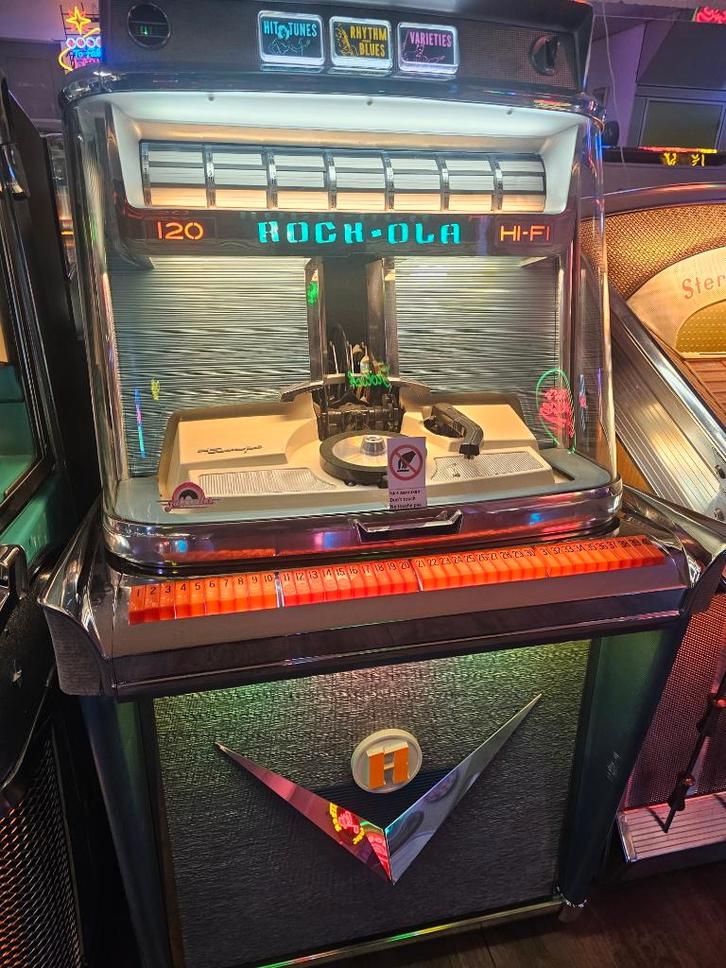 Rock ola Tempo 1  120, Collections, Machines | Jukebox, Comme neuf, Rock Ola, 1950 à 1960, Avec singles, Enlèvement