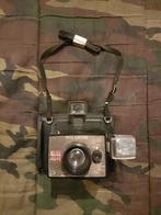 Polaroïd EE44 + Kodak Brownie Hawkeye, Utilisé, Kodak, Polaroid, Enlèvement ou Envoi