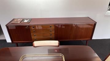 Suoerbe buffet  Vastio 1967 beschikbaar voor biedingen