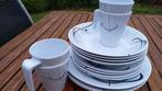 Kampeer servies Brunner 4 personen., Caravans en Kamperen, Kampeeraccessoires, Ophalen, Zo goed als nieuw