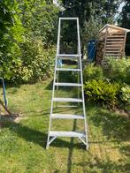 Lichtgewicht aluminium ladder - professioneel, Doe-het-zelf en Bouw, Ladders en Trappen, Ophalen, Gebruikt, Ladder, Opvouwbaar of Inschuifbaar