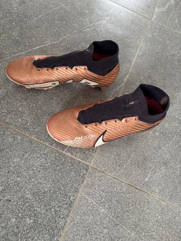 Nike crampon elite beschikbaar voor biedingen