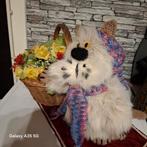 Dikke knuffel poes met muts en sjaaltje haar garen, Kinderen en Baby's, Ophalen of Verzenden, Nieuw, Poes