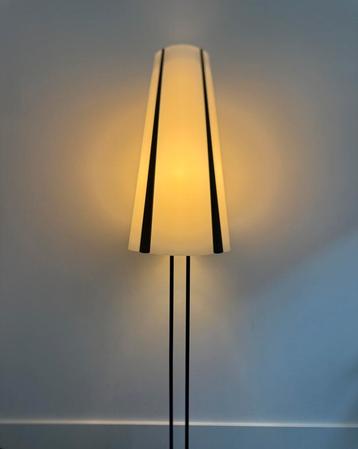 Ikea Vistofta vintage vloerlamp, Enlèvement ou Envoi, Comme neuf, Synthétique
