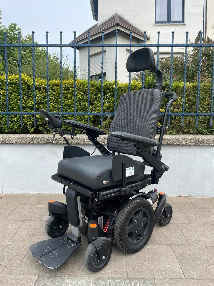 Quickie Q 300 mini elektrische rolstoel nieuwstaat, Diversen, Rolstoelen, Zo goed als nieuw, Elektrische rolstoel, Inklapbaar