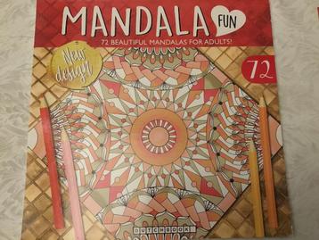 Mandala kleurboek 72 kleurplaten beschikbaar voor biedingen