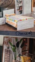 Bed, Verzamelen, Geboortekaartjes en Visitekaartjes, Ophalen